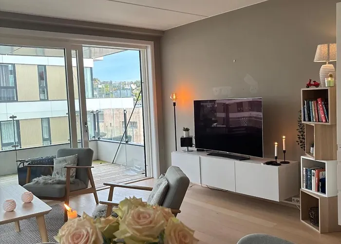 Апартаменты Modern With Perfect Location *