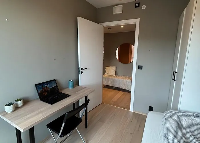 Modern With Perfect Location Апартаменты *